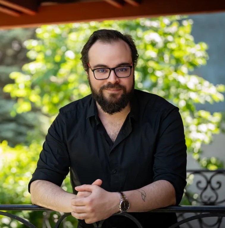 Egressy G. Tamás portréja